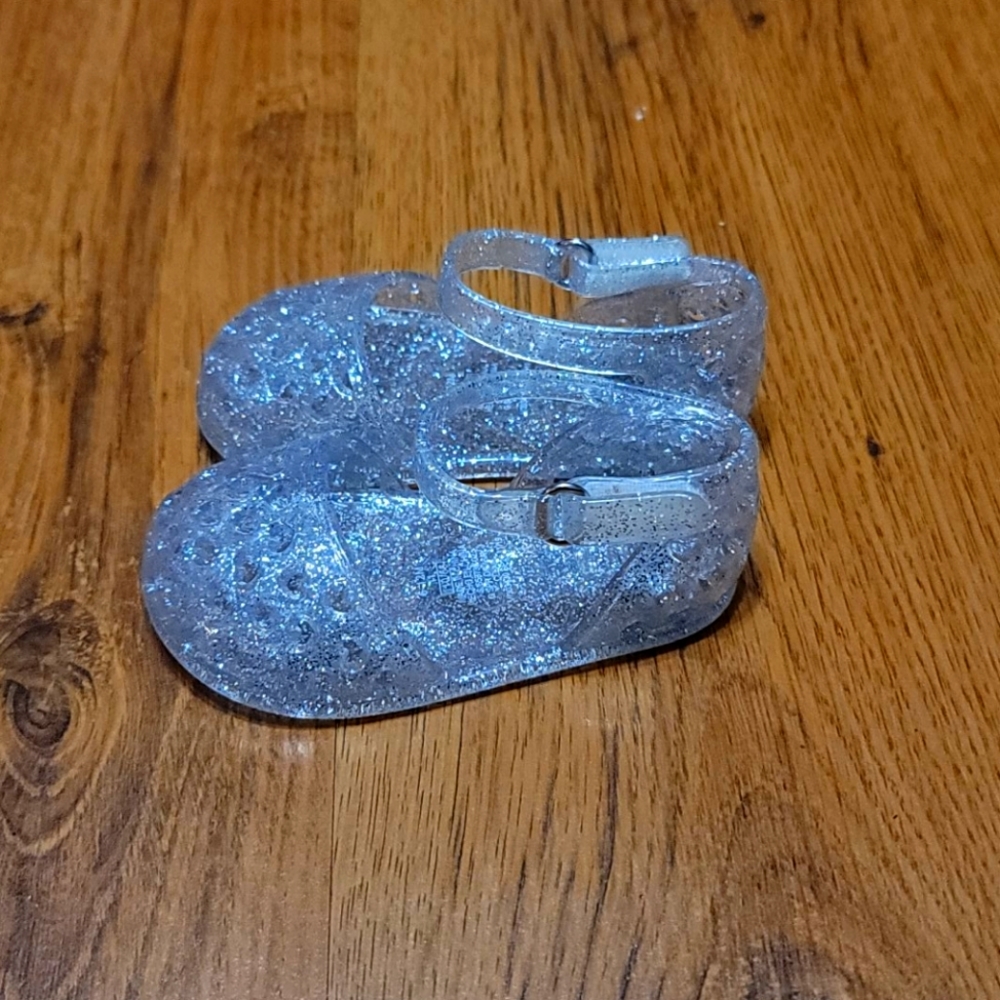 Sandals - Picture 2 of 2
